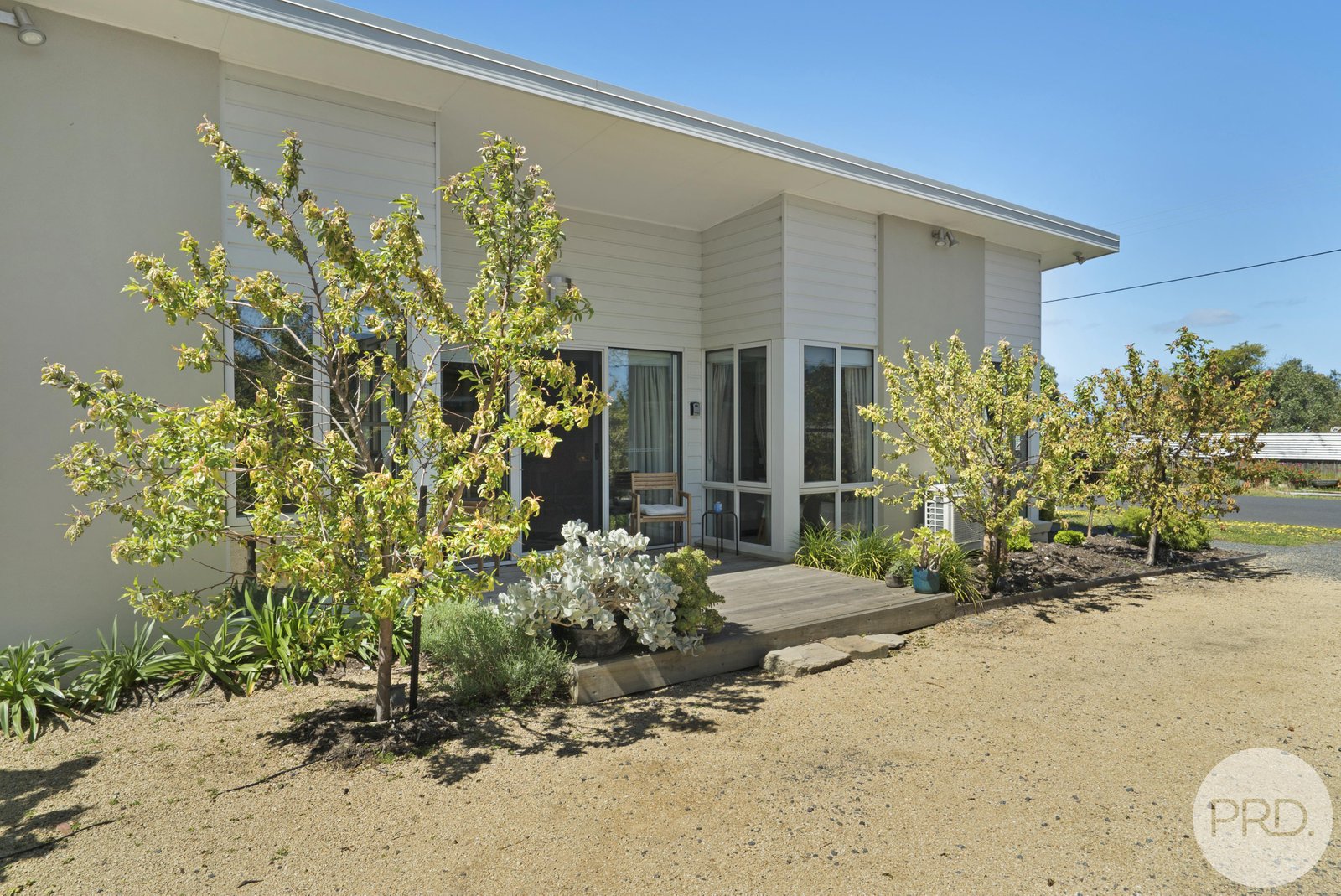 16 Erle Street CARLTON RIVER 4