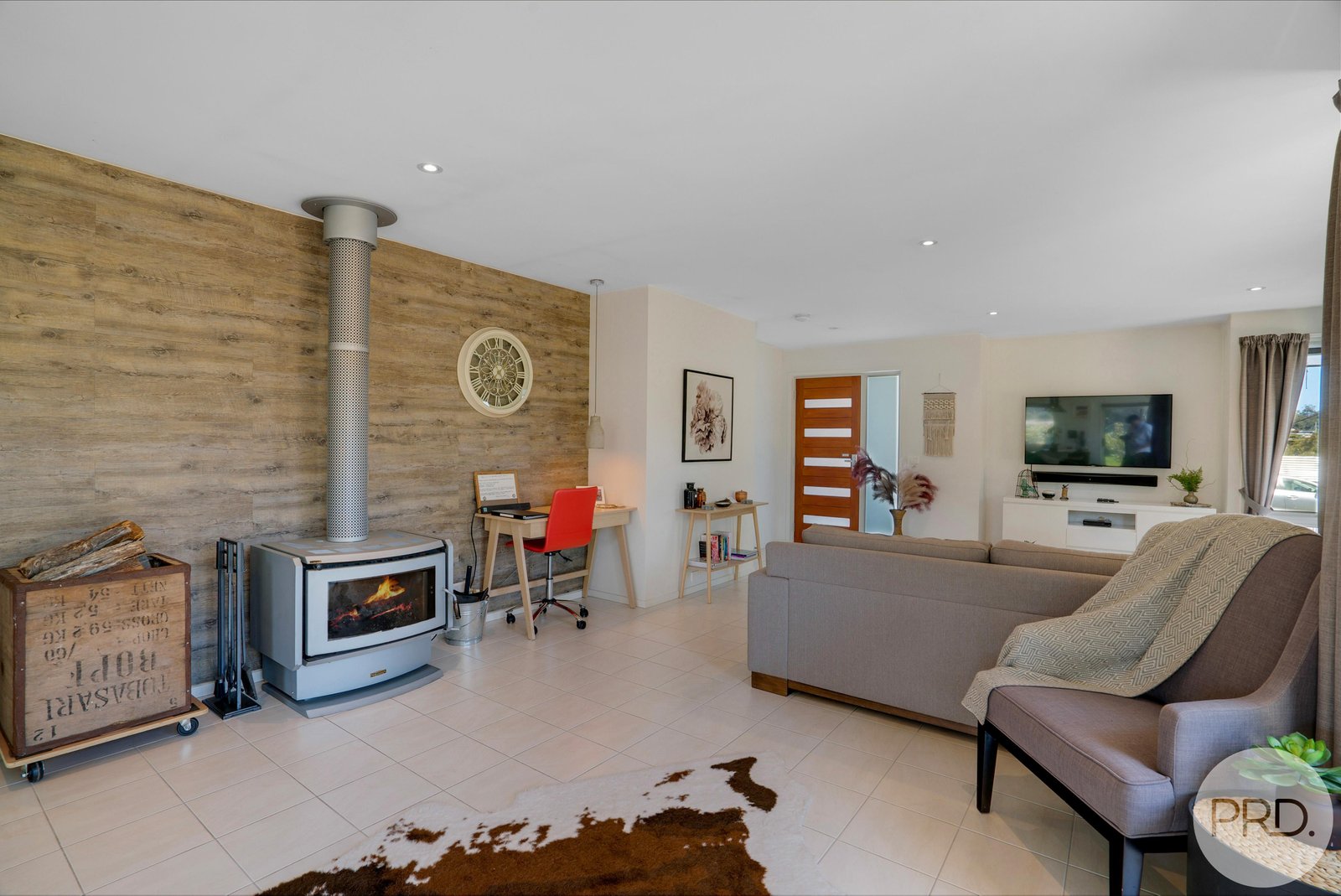 16 Erle Street CARLTON RIVER 8