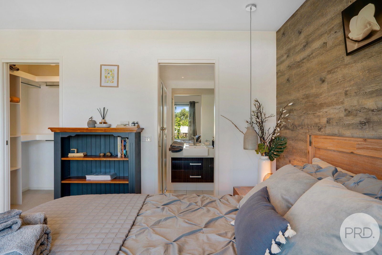 16 Erle Street CARLTON RIVER 19