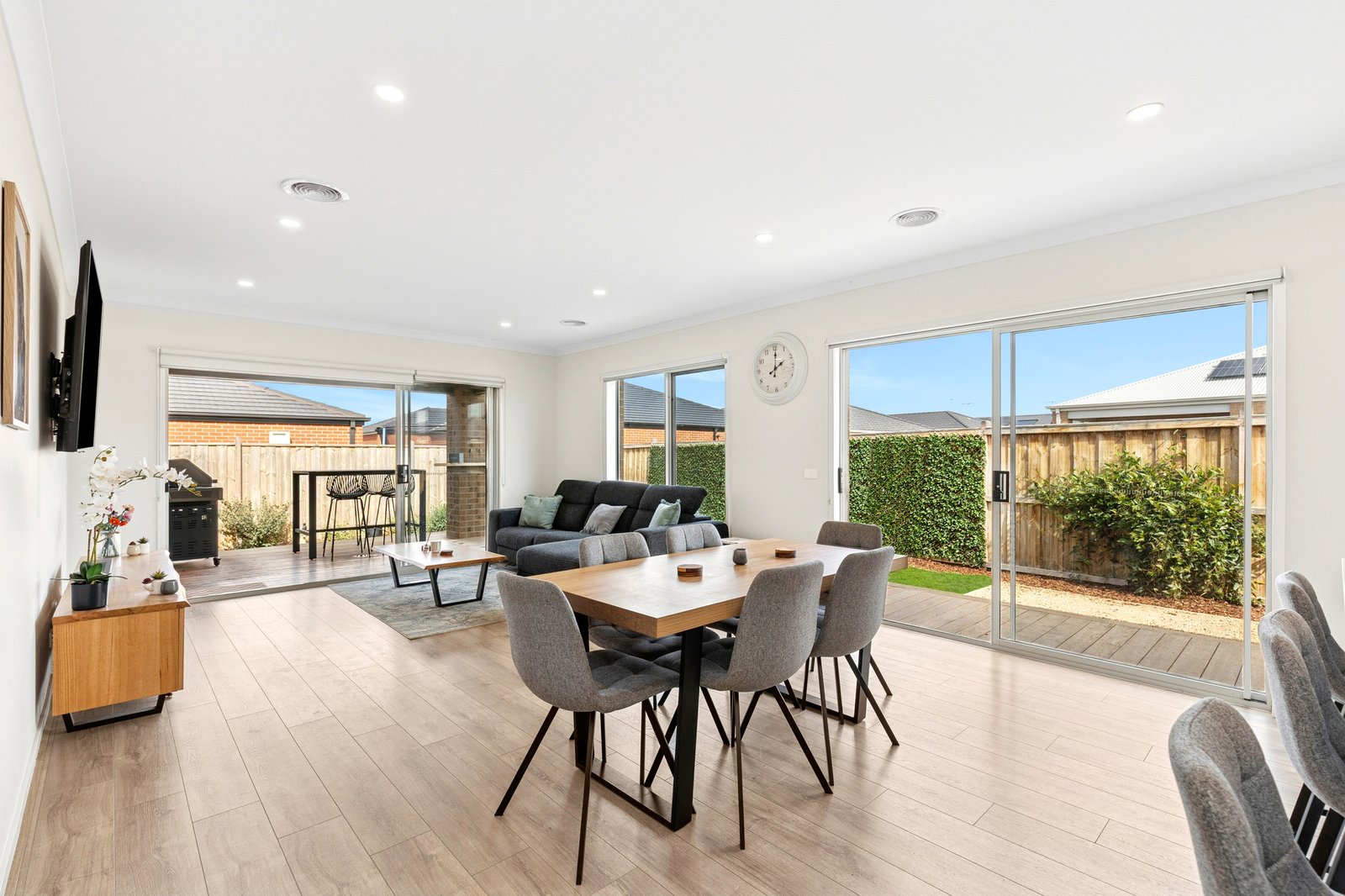 Gallery: 16 Esk Street
