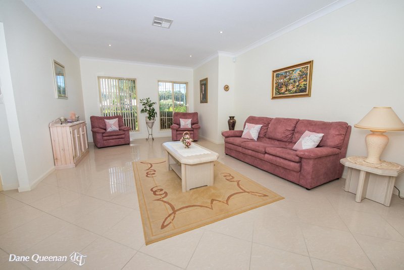 16 Eucalyptus Drive ONE MILE 10