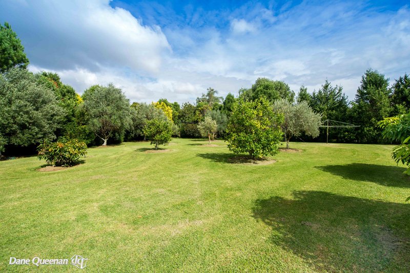 16 Eucalyptus Drive ONE MILE 20