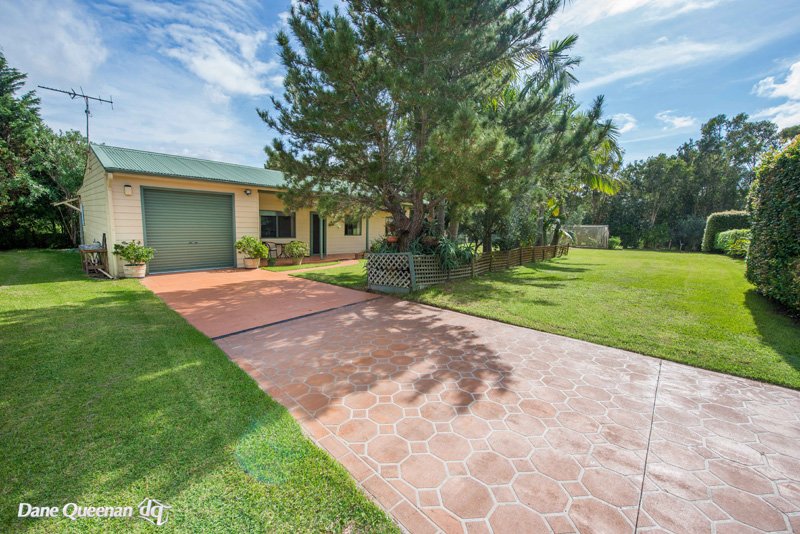16 Eucalyptus Drive ONE MILE 21