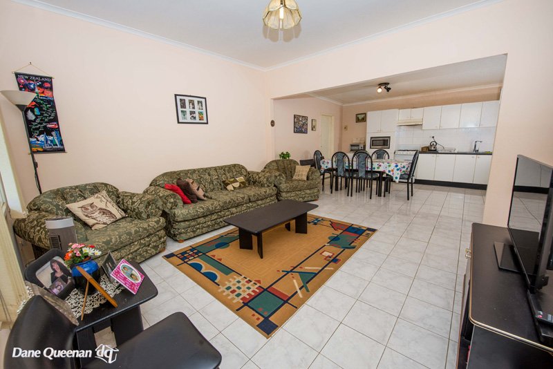 16 Eucalyptus Drive ONE MILE 23