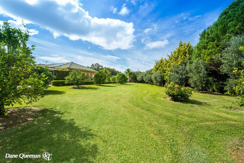 16 Eucalyptus Drive ONE MILE 24