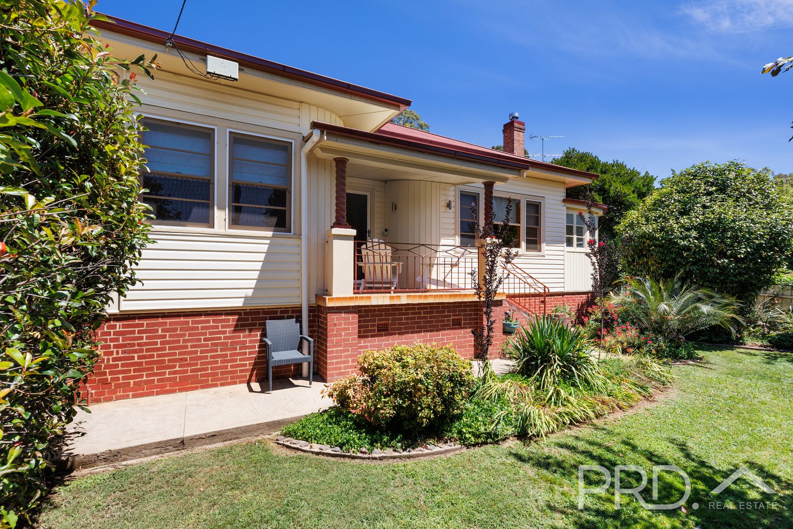 16 Eurabbie Street BATLOW 1
