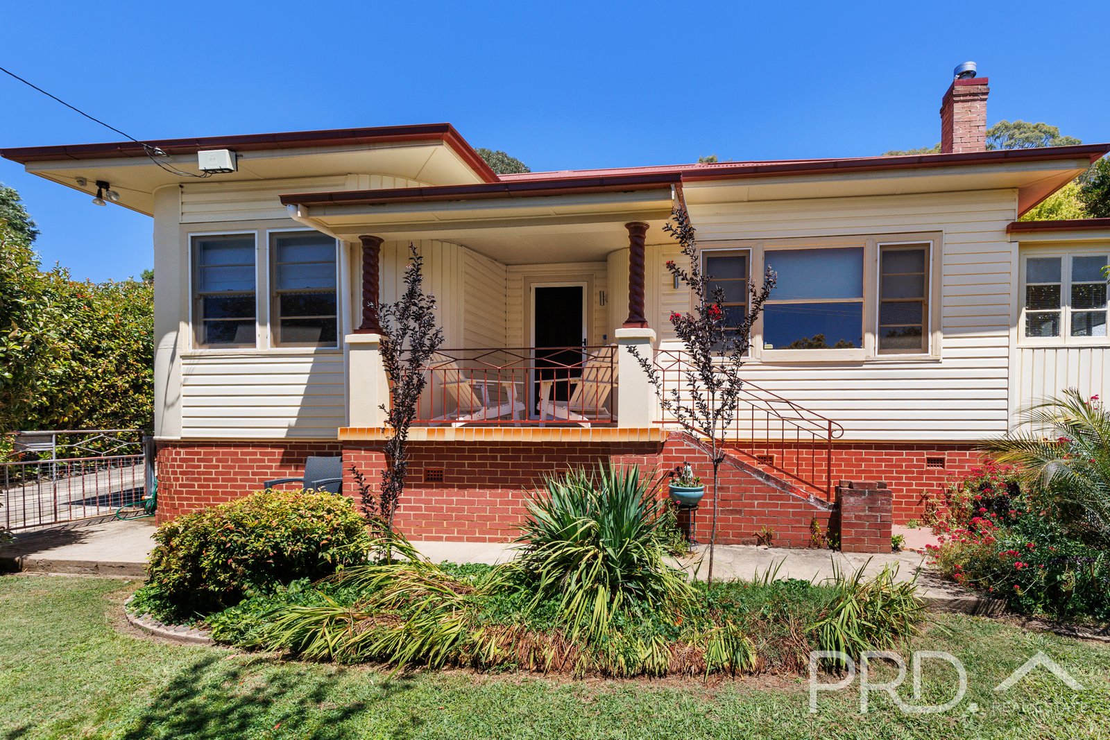 16 Eurabbie Street BATLOW 18