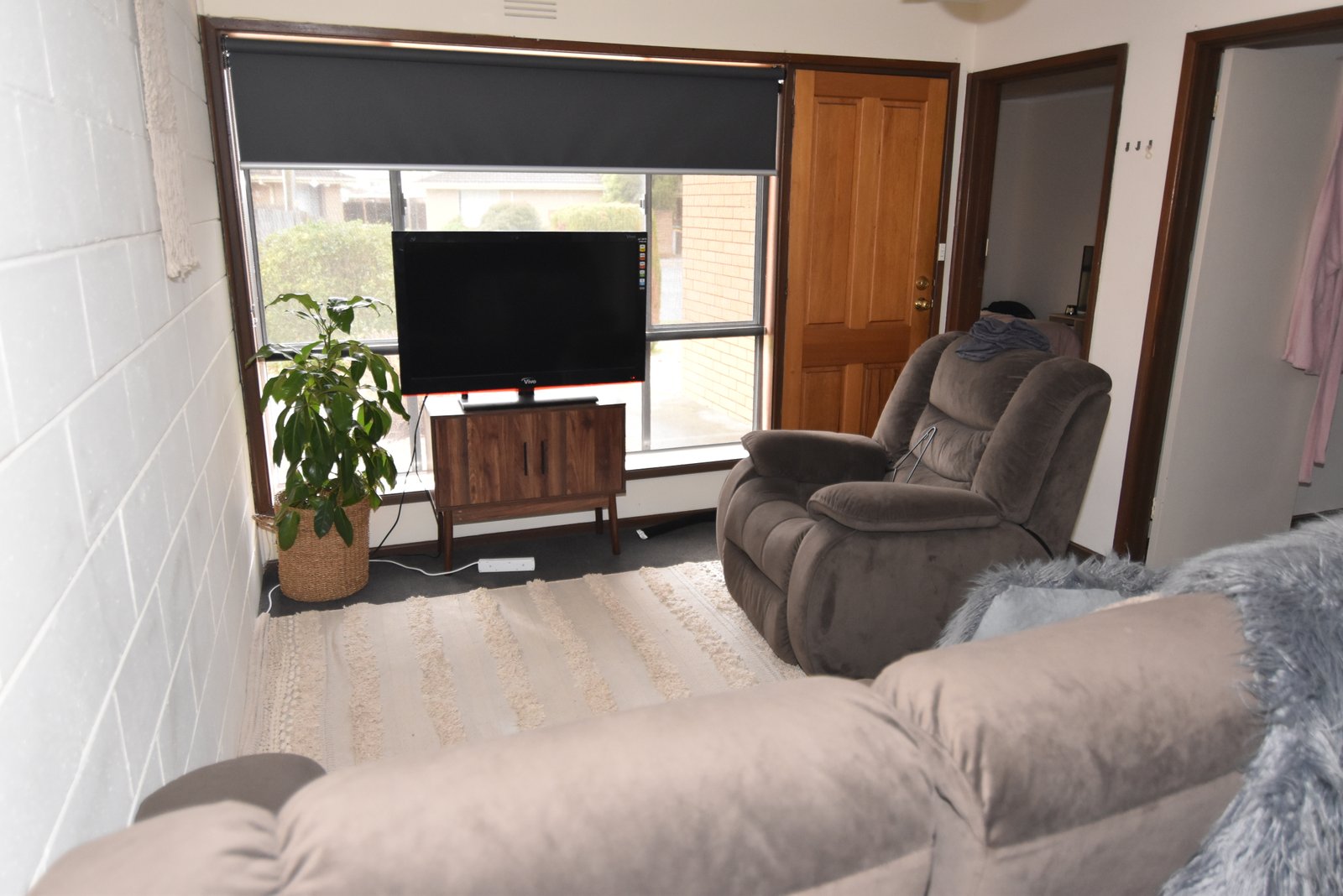 Gallery: 1/6 Everett Close