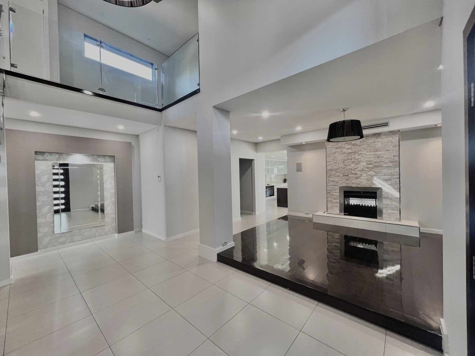 16 Exhibition Parade MOUNT PRITCHARD 4