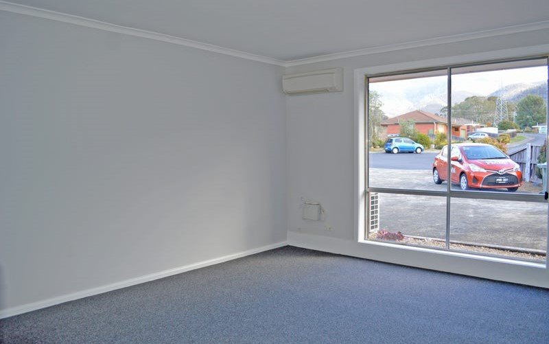 1/6 Farnham Court GLENORCHY 2