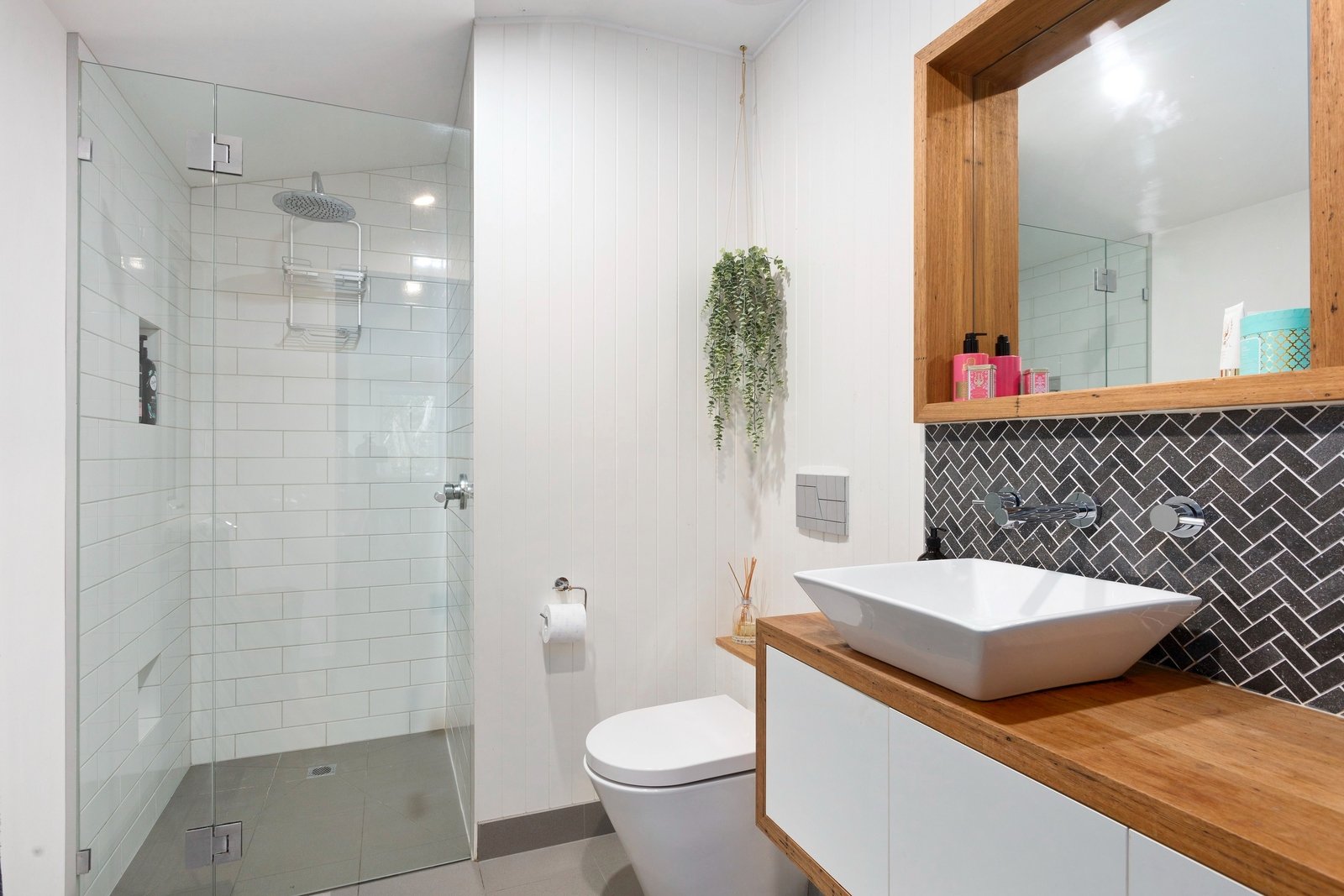 Real Estate and Property in 16 Fernleigh Place, Ocean Grove, VIC