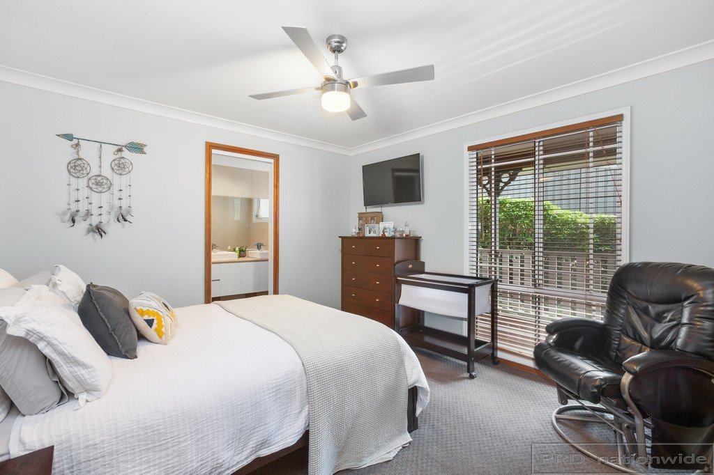 16 Fifth Street SEAHAMPTON 14