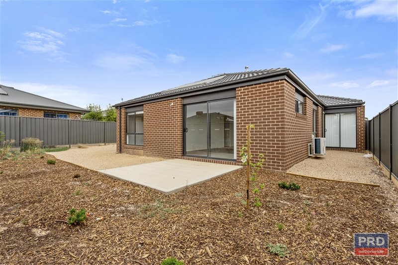 16 Fitzgerald Road HUNTLY 11