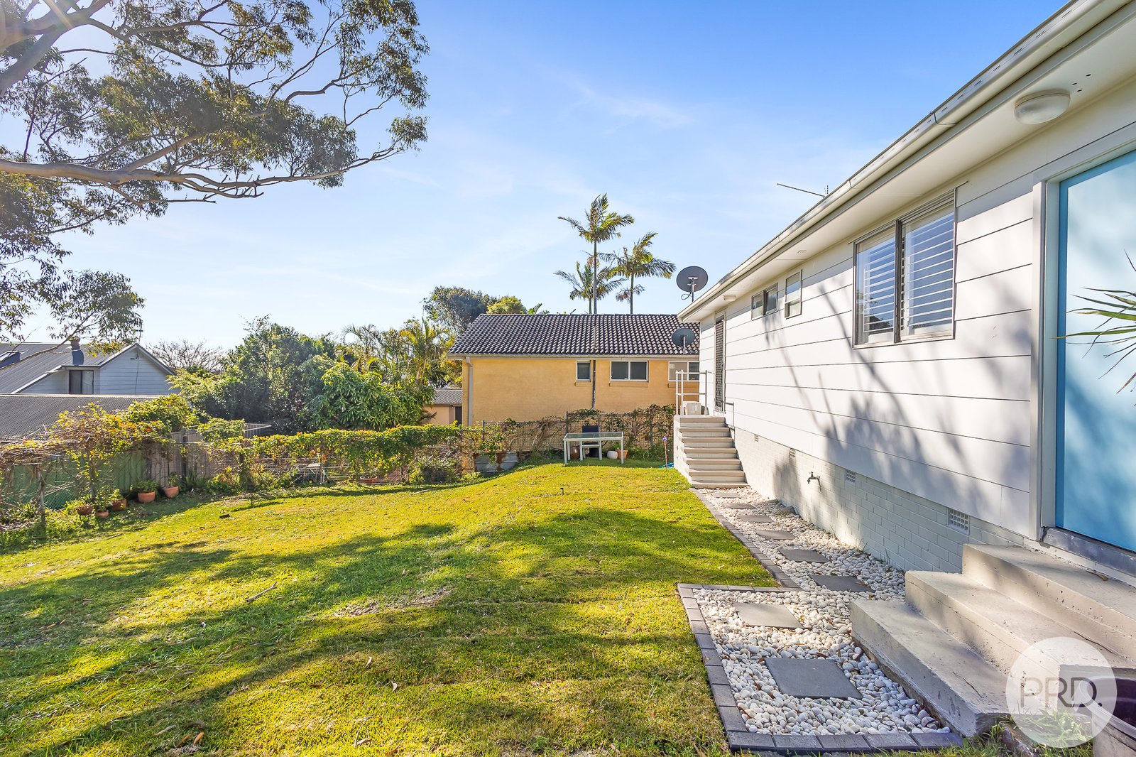 16 Flannel Flower Fairway SHOAL BAY 9