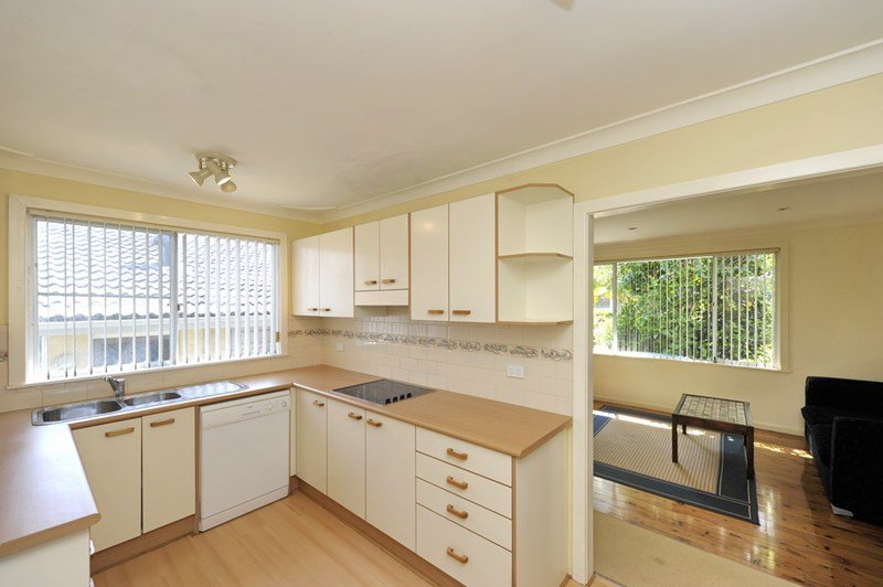 16 Flannel Flower Fairway SHOAL BAY 6