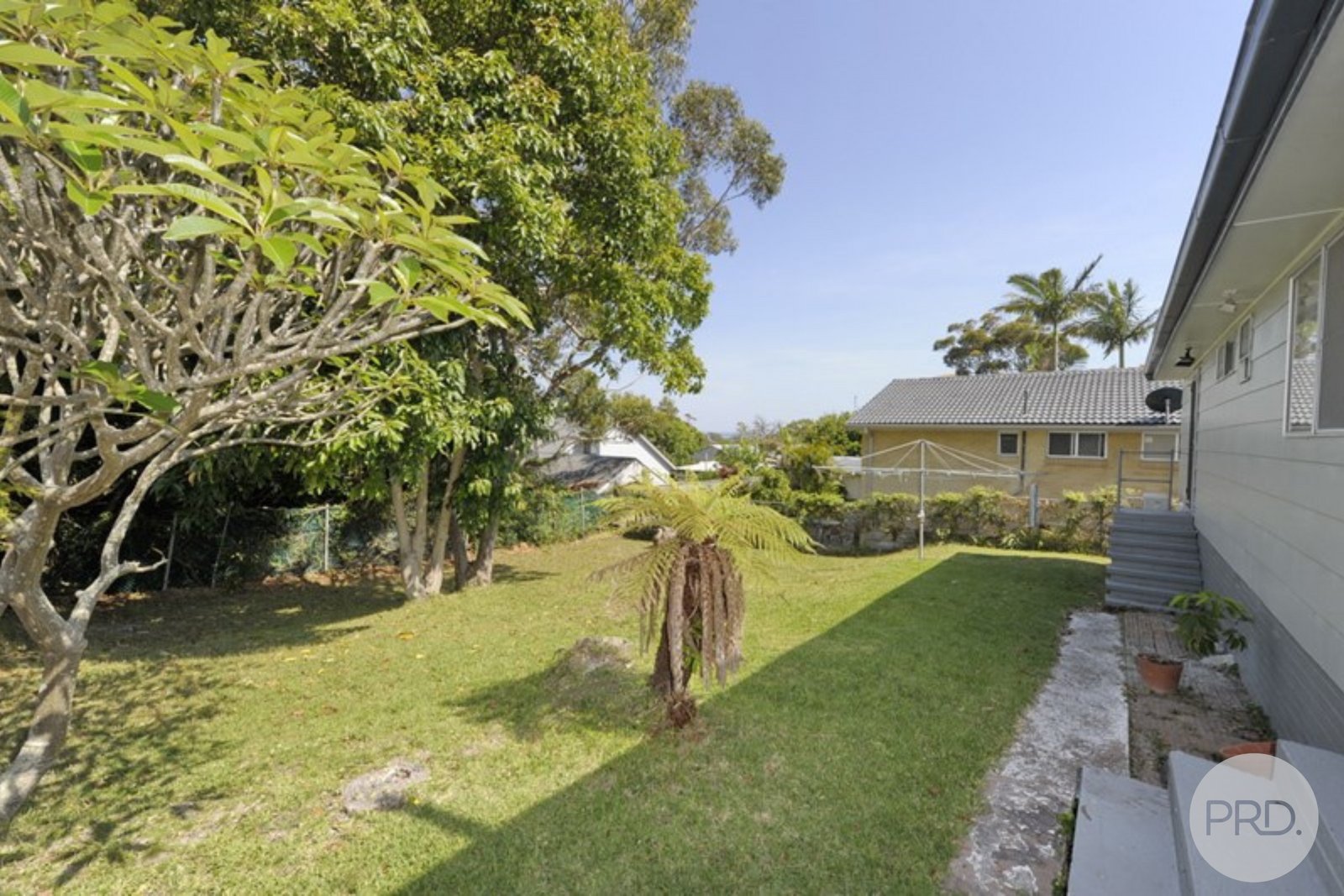 16 Flannel Flower Fairway SHOAL BAY 10