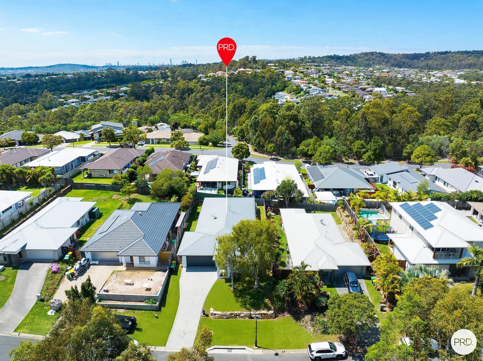 16 Fletcher Crescent PACIFIC PINES 13