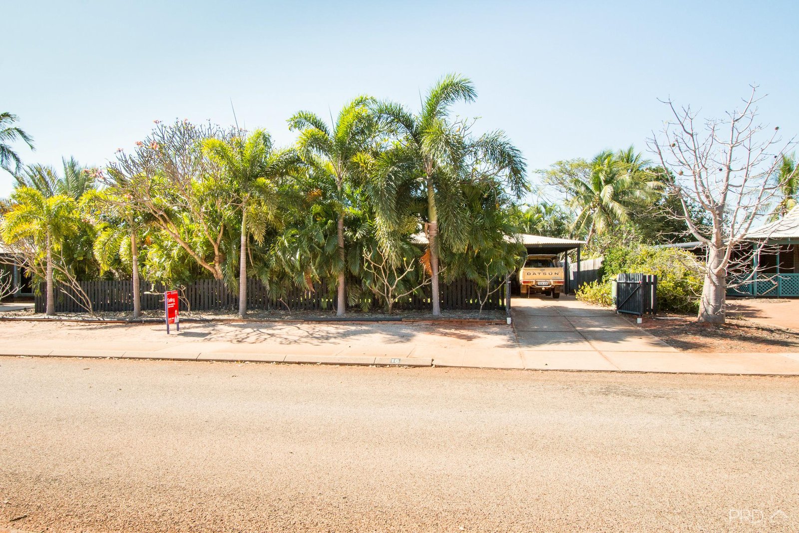 16 Fong Way CABLE BEACH 8