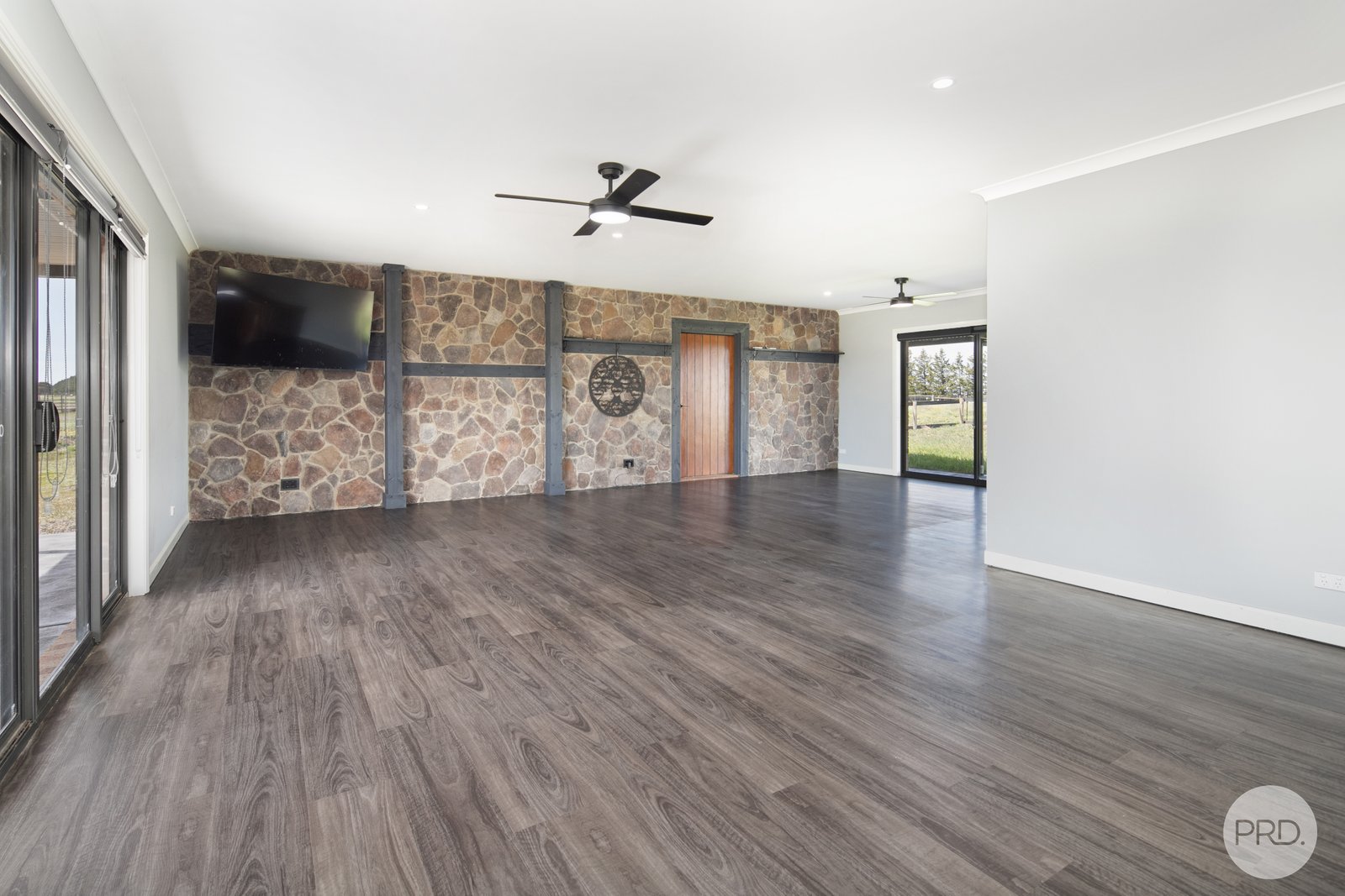 16 Ford's Road MORRISONS 6