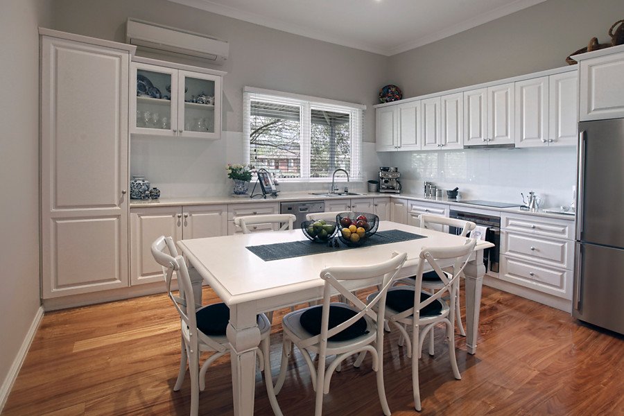 Real Estate and Property in 16 Forest Street, Woodend, VIC