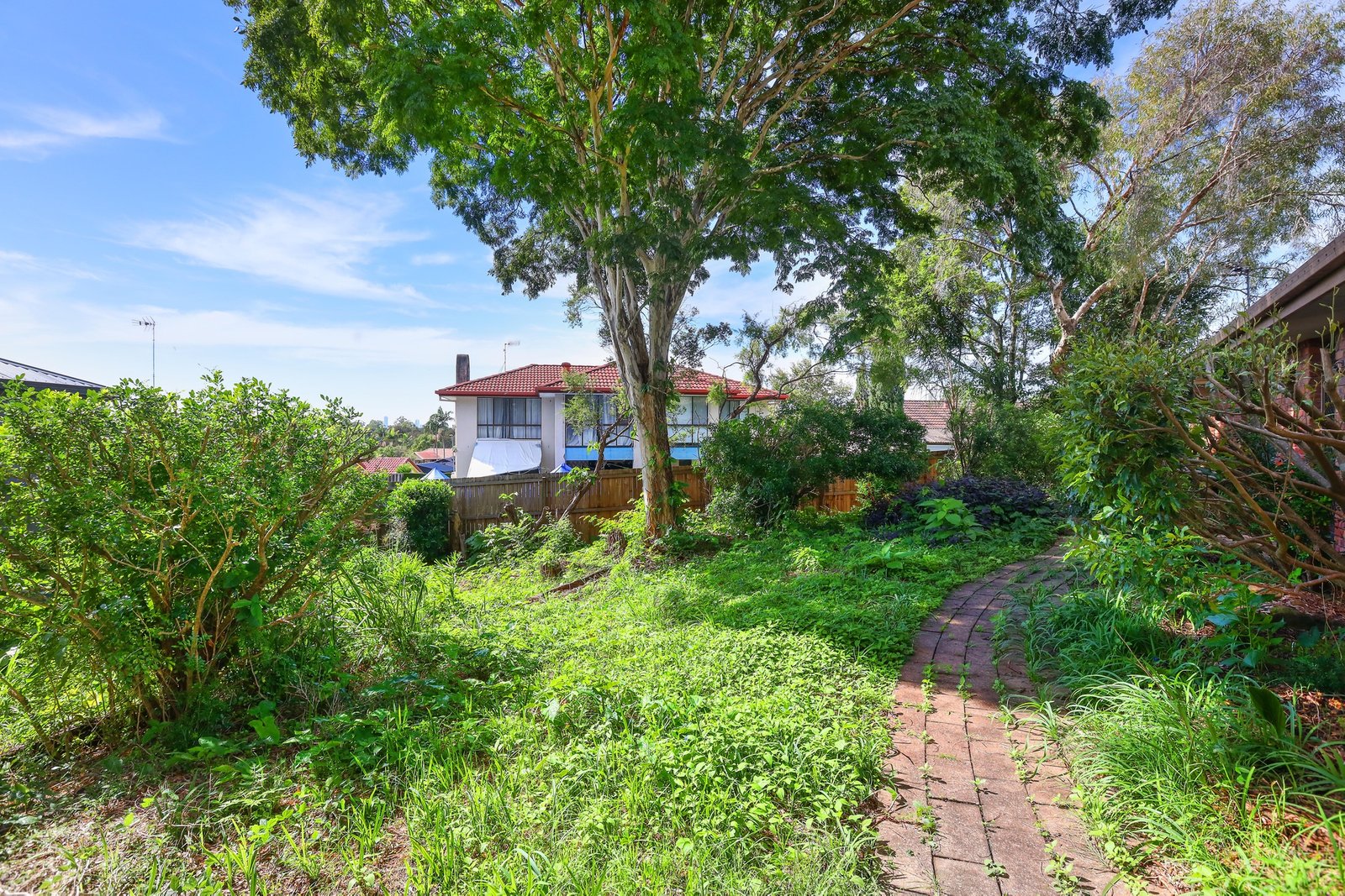 16 Foxhill Court CARRARA 4