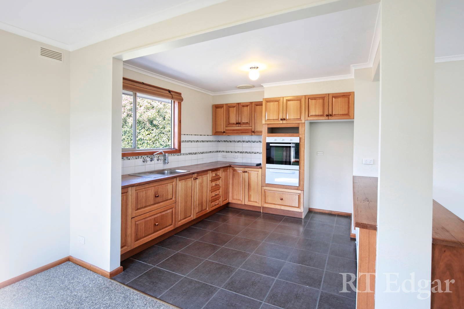 Real Estate and Property in 16 Foy Street, Lancefield, VIC