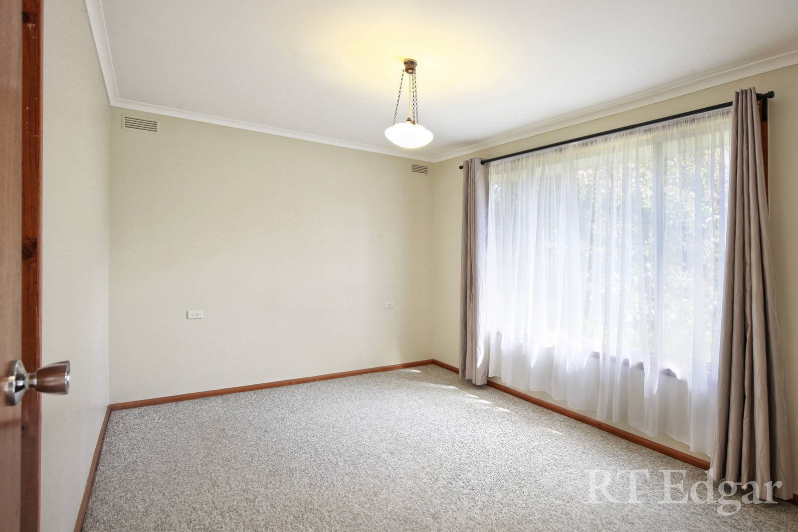 Real Estate and Property in 16 Foy Street, Lancefield, VIC