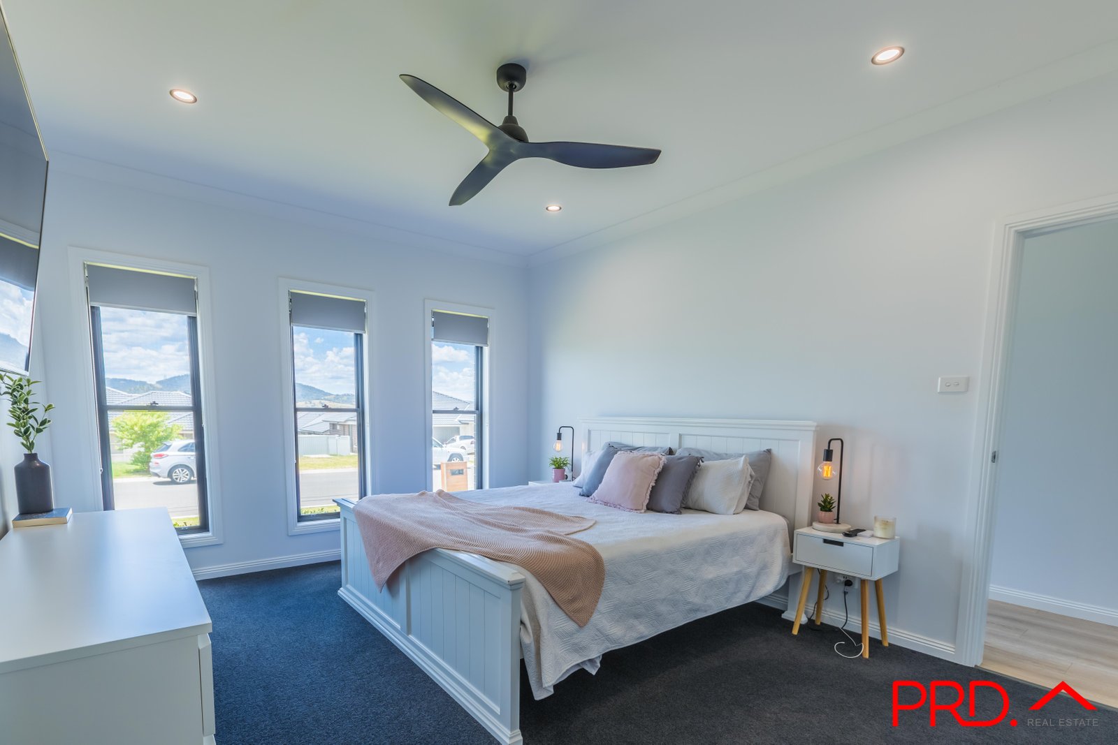 16 Galah Drive TAMWORTH 7