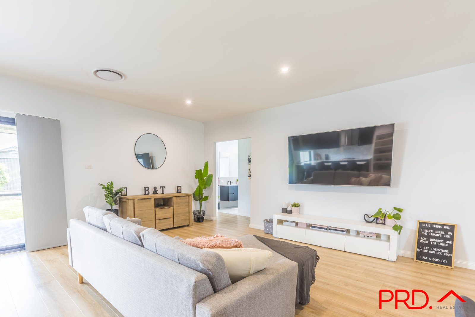 16 Galah Drive TAMWORTH 10