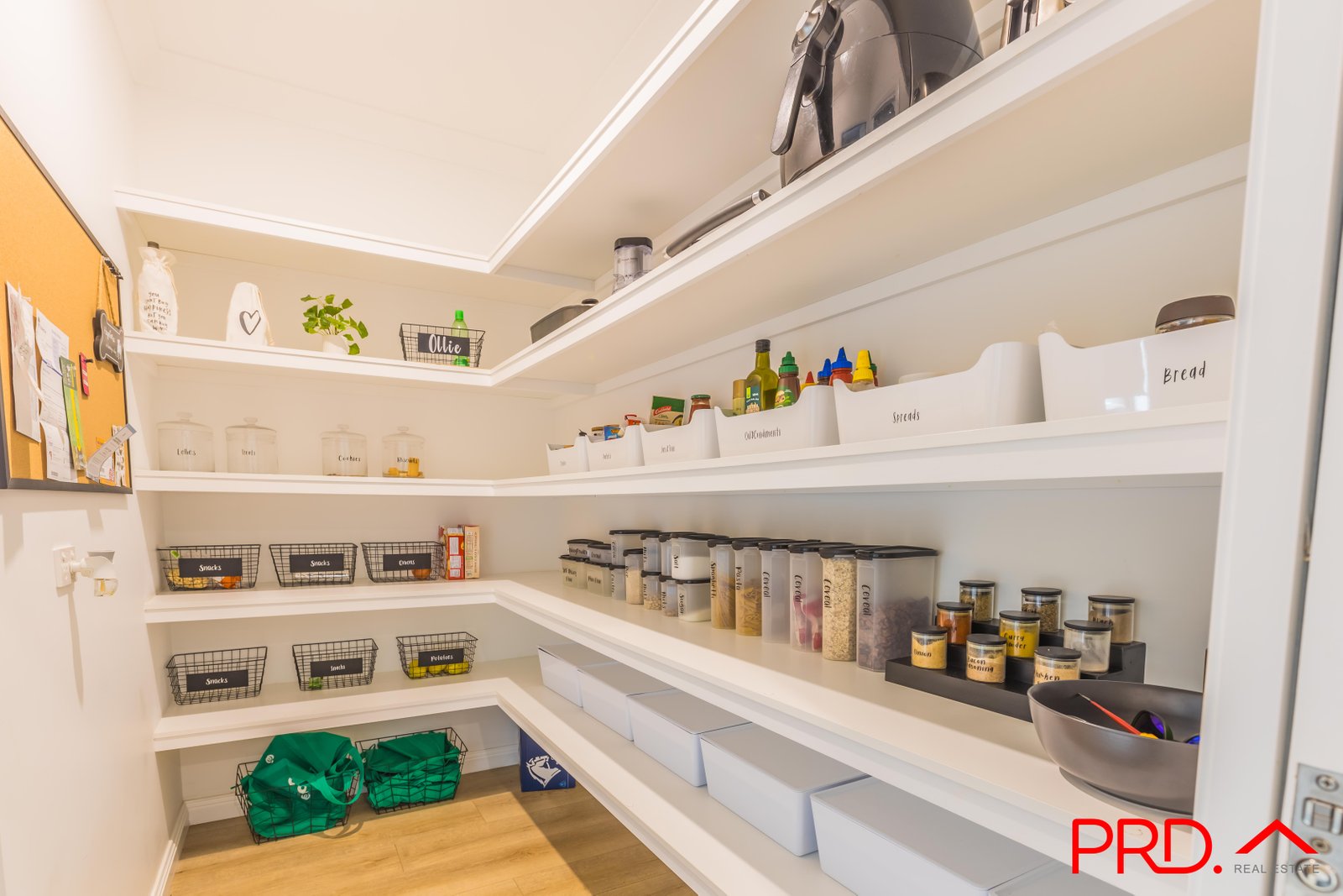 16 Galah Drive TAMWORTH 14