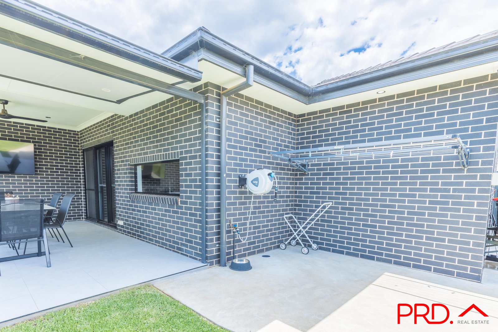 16 Galah Drive TAMWORTH 21