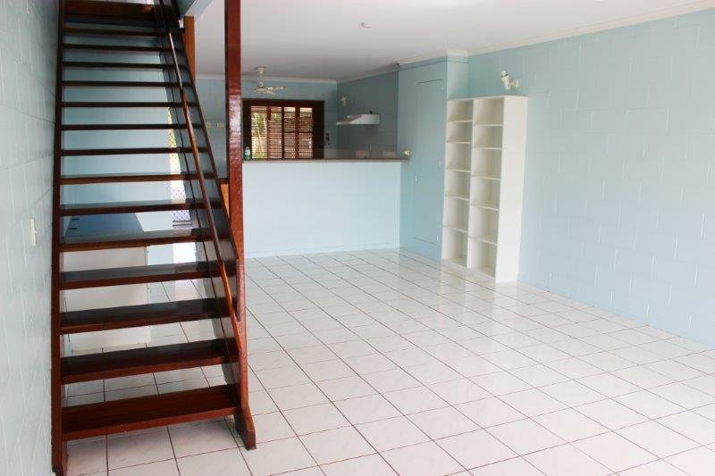 1/6 Gardenia Street PROSERPINE 9