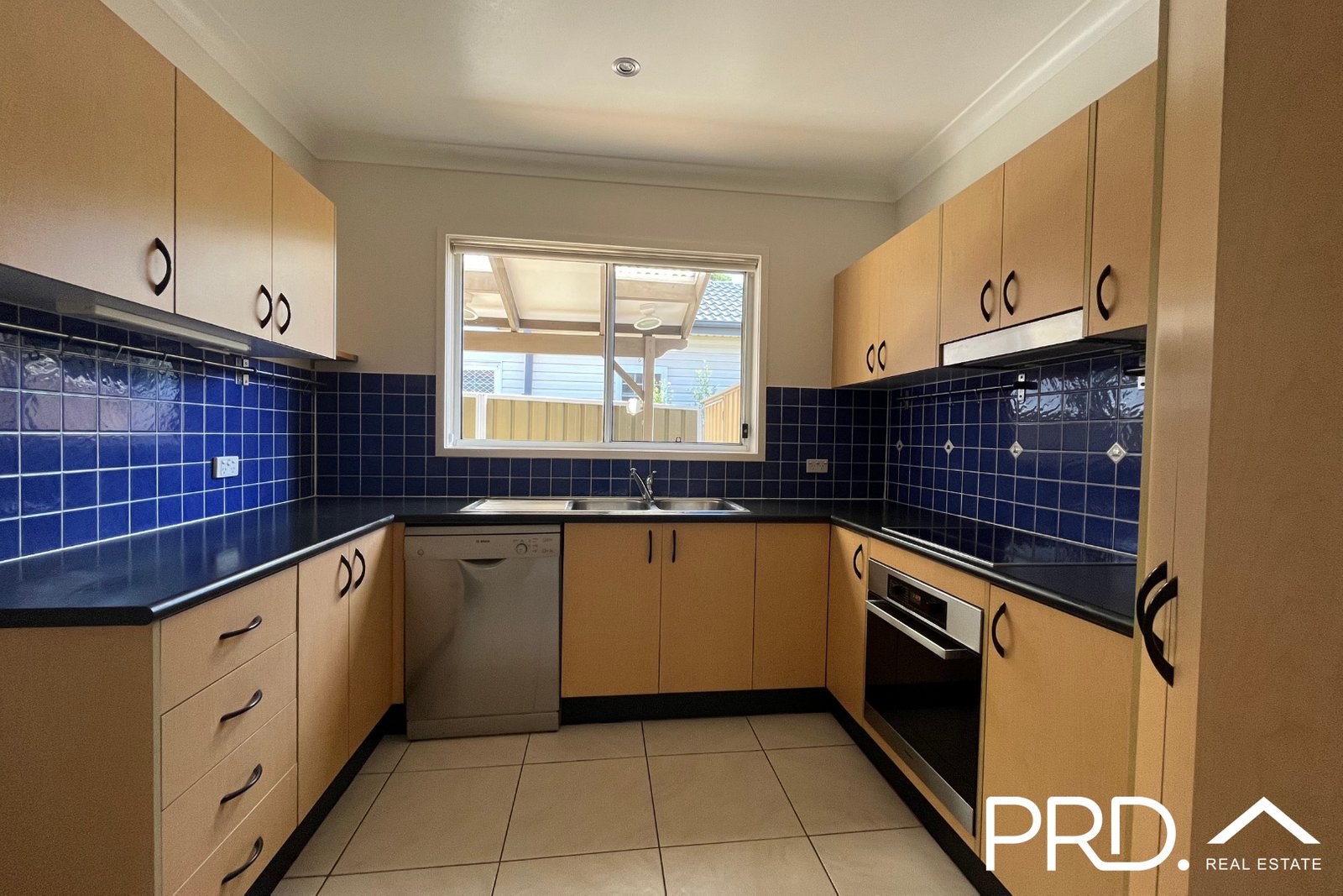 16 Garnsey Avenue PANANIA 3