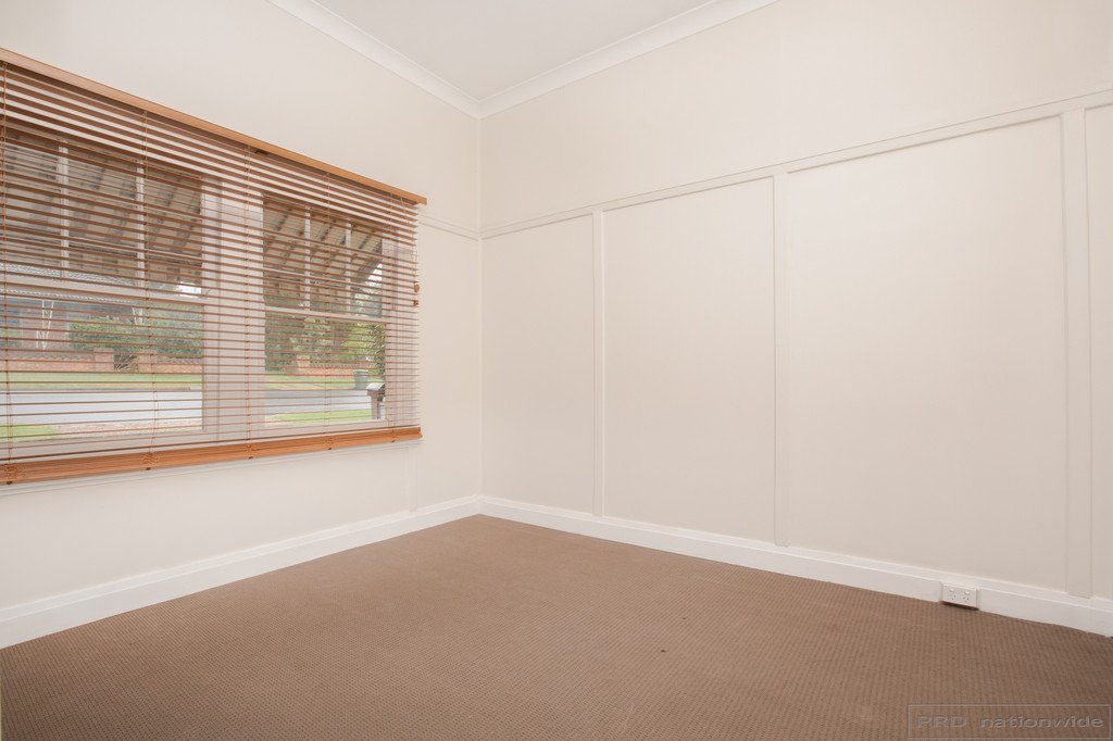16 Gillies Street RUTHERFORD 11