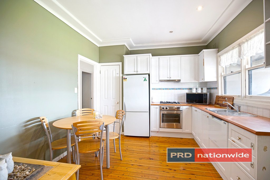 16 Gladys Street KINGSWOOD 3