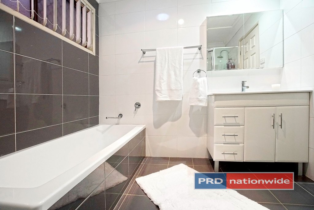 16 Glenbrook Street JAMISONTOWN 9