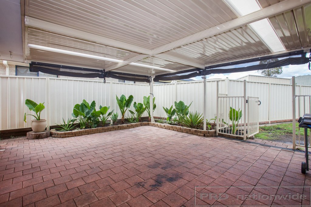 16 Glover Crescent METFORD 11