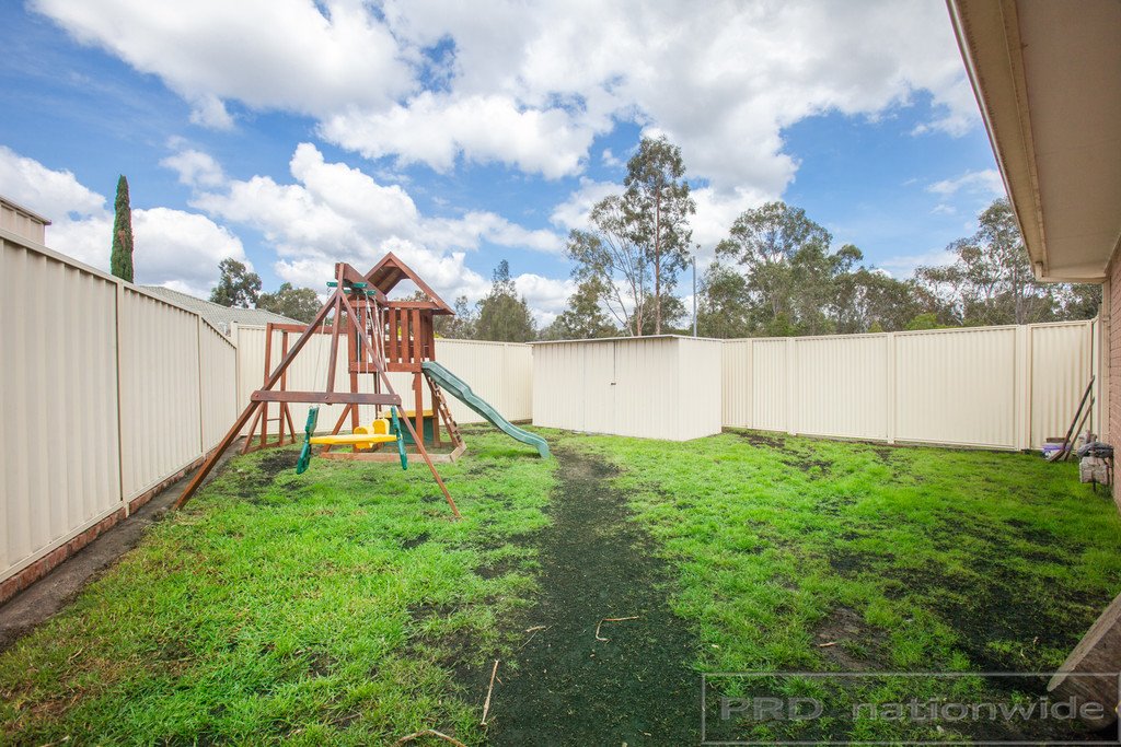 16 Glover Crescent METFORD 13