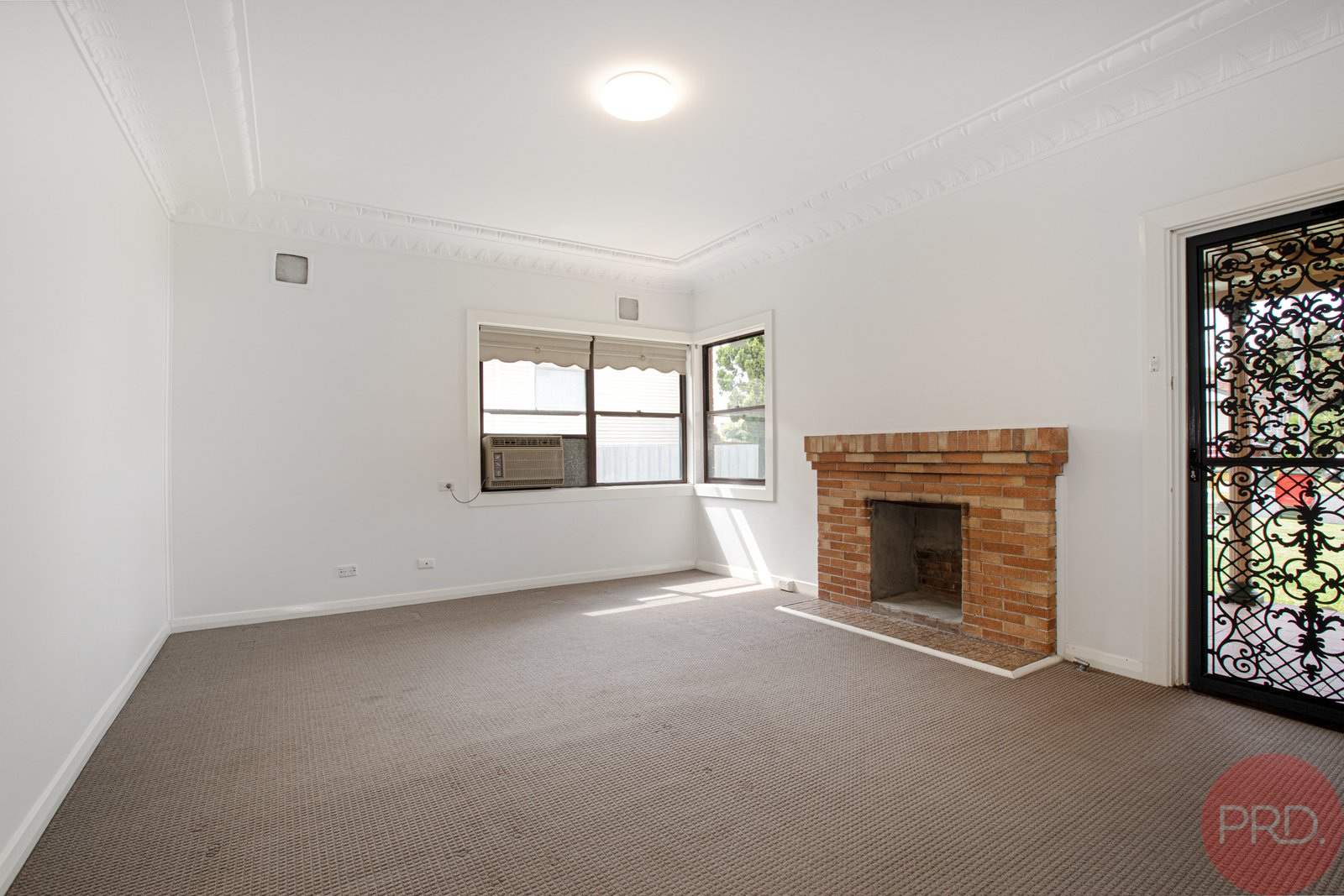 16 Glover Street EAST MAITLAND 2