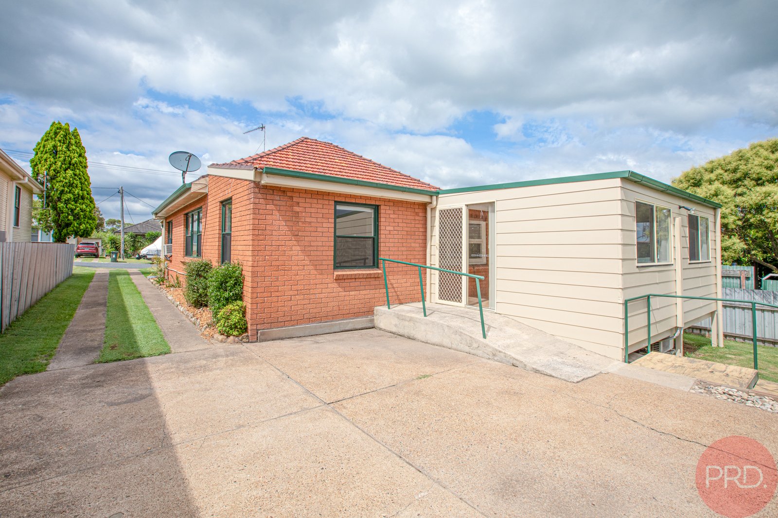 16 Glover Street EAST MAITLAND 17