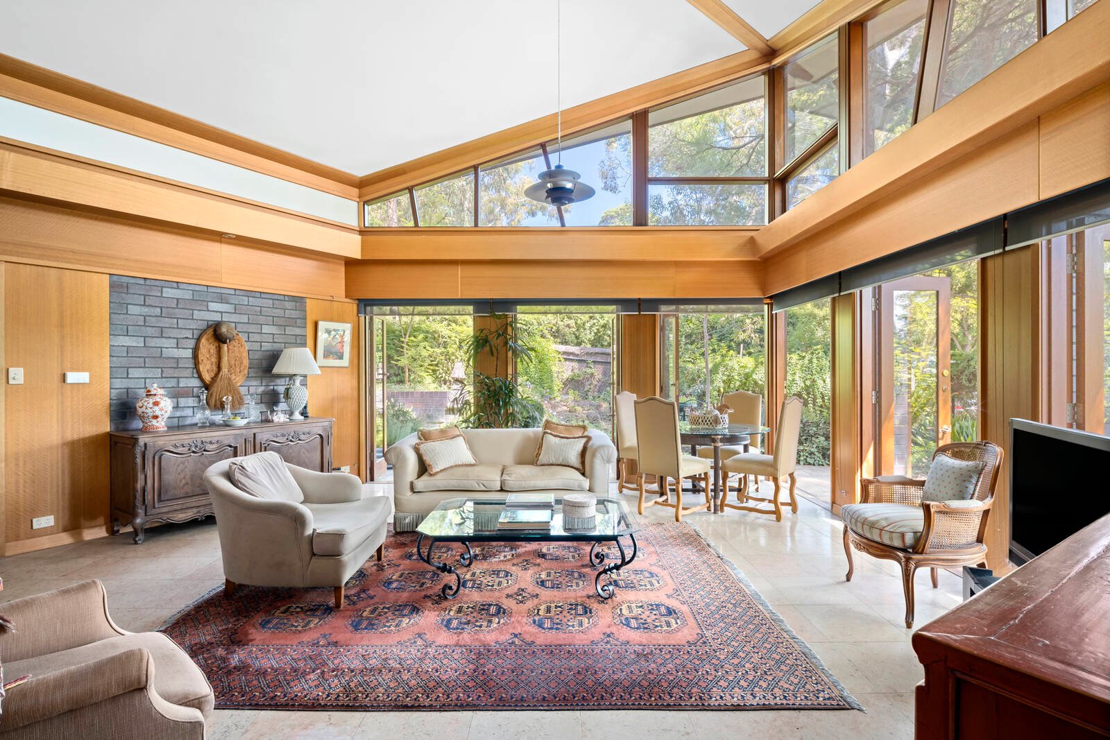 Real Estate and Property in 16 Glyndebourne Avenue, Toorak, VIC