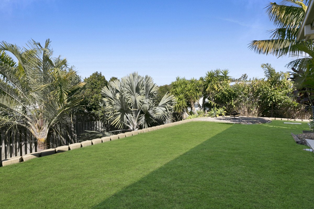 16 Golden Grove Boulevard Reedy Creek 6