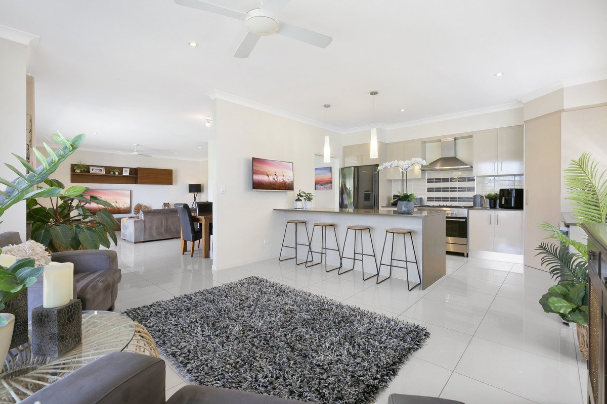 16 Golden Grove Boulevard Reedy Creek 8