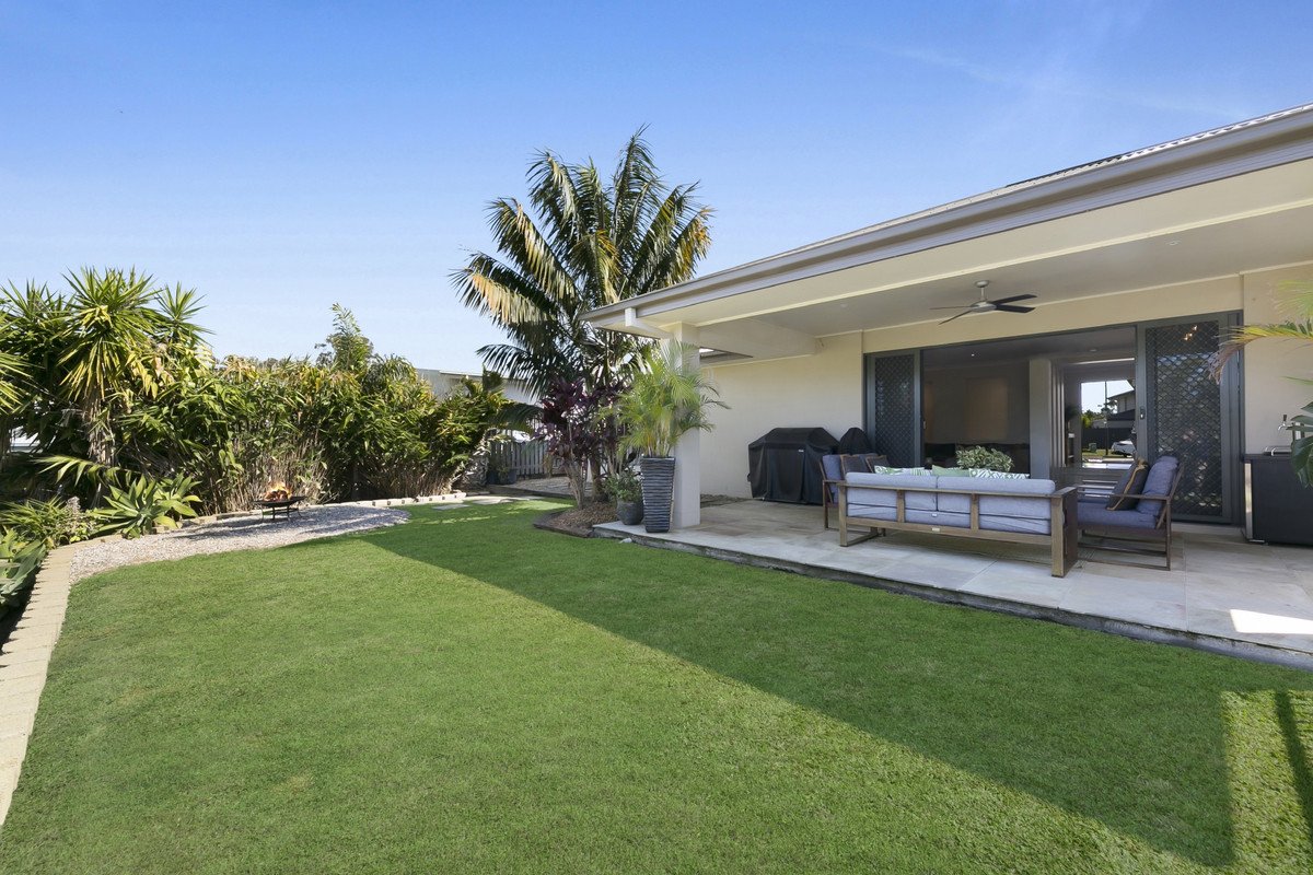 16 Golden Grove Boulevard Reedy Creek 23