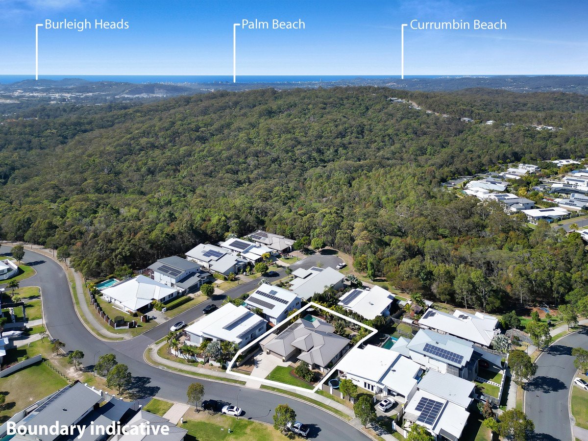16 Golden Grove Boulevard Reedy Creek 26