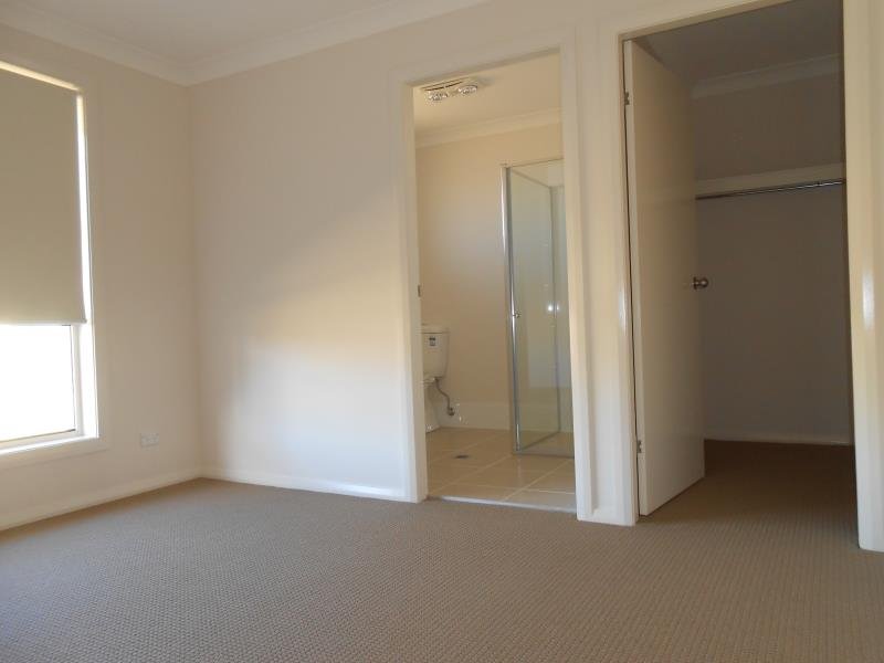 16 Goodwin Street TAMWORTH 6