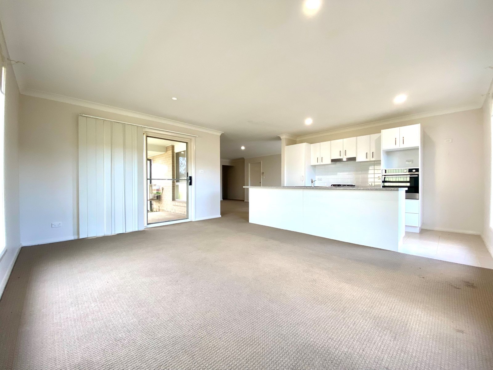 16 Goodwin Street TAMWORTH 2