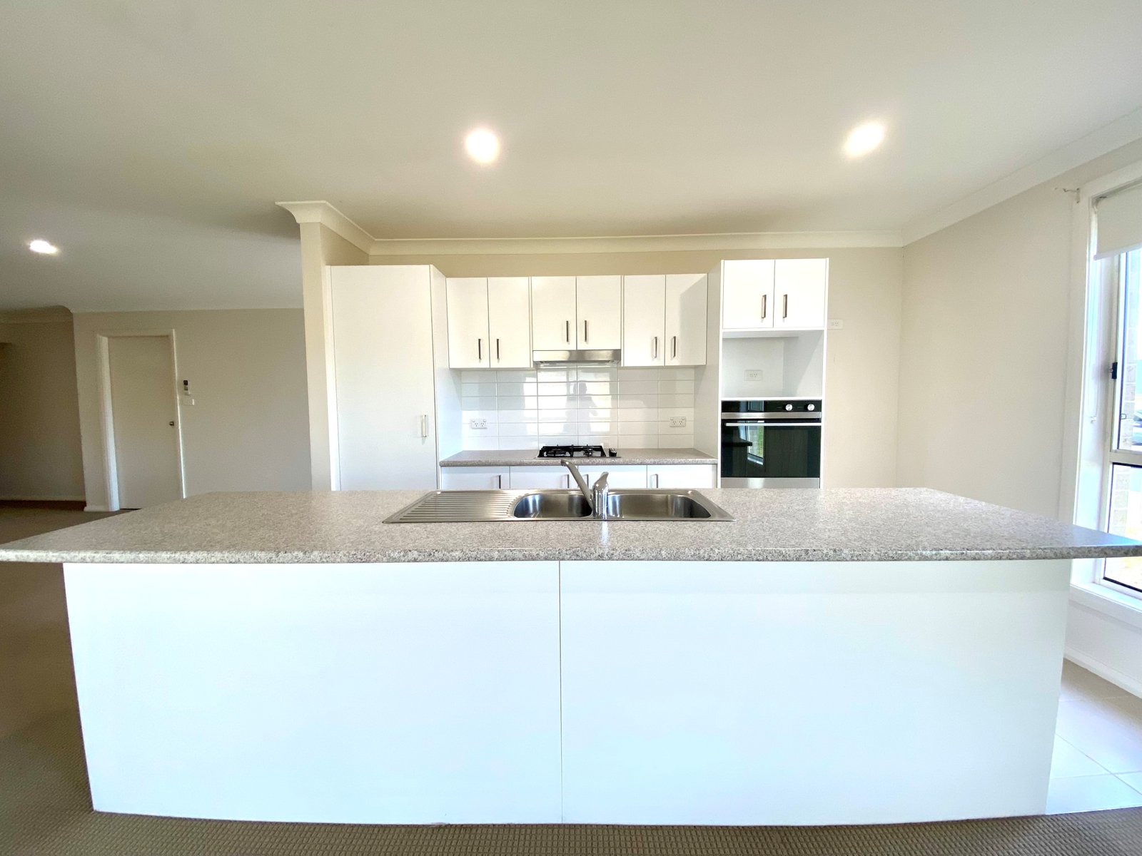 16 Goodwin Street TAMWORTH 3