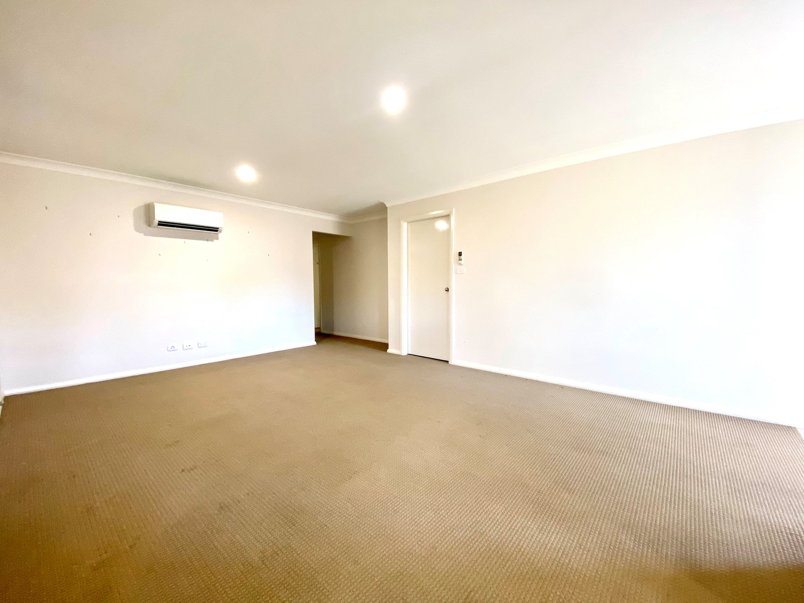 16 Goodwin Street TAMWORTH 5