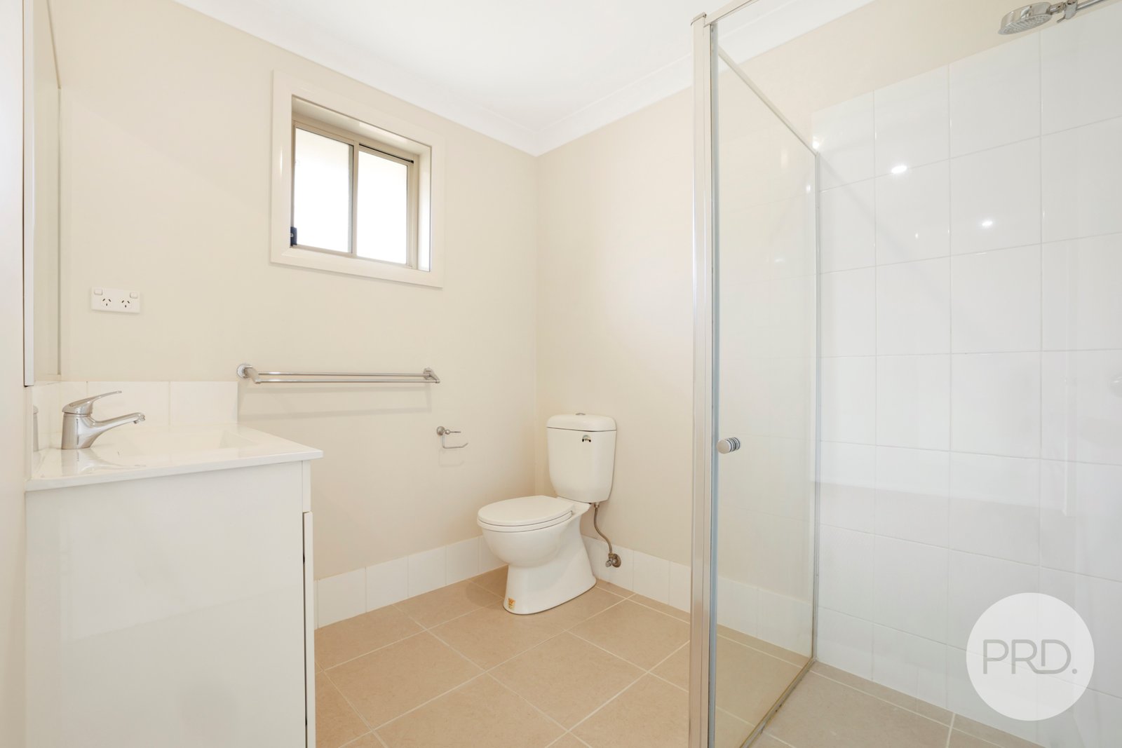 16 Goodwin Street TAMWORTH 9